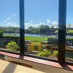 Beautiful Riverside Home, Stroll To Town, Sleeps 10, Dog Welcome Вилла