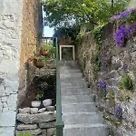 Beautiful Riverside Home, Stroll To Town, Sleeps 10, Dog Welcome 别墅