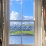 Beautiful Riverside Home, Stroll To Town, Sleeps 10, Dog Welcome Вилла Ньюпорт