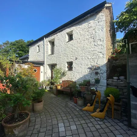 Unique On River For 8, Option For 10 Βίλα Newport (Mayo)