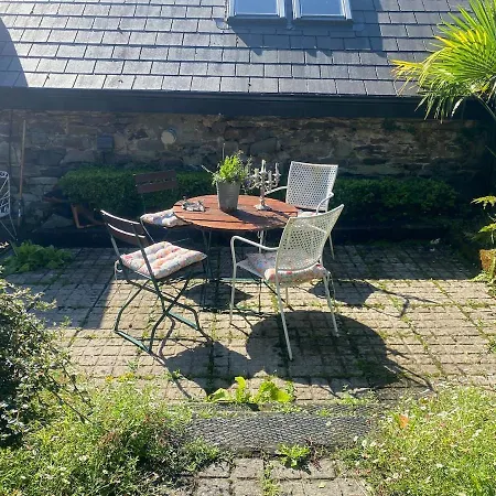 Beautiful Riverside Home, Stroll To Town, Sleeps 10, Dog Welcome * Newport (Mayo)