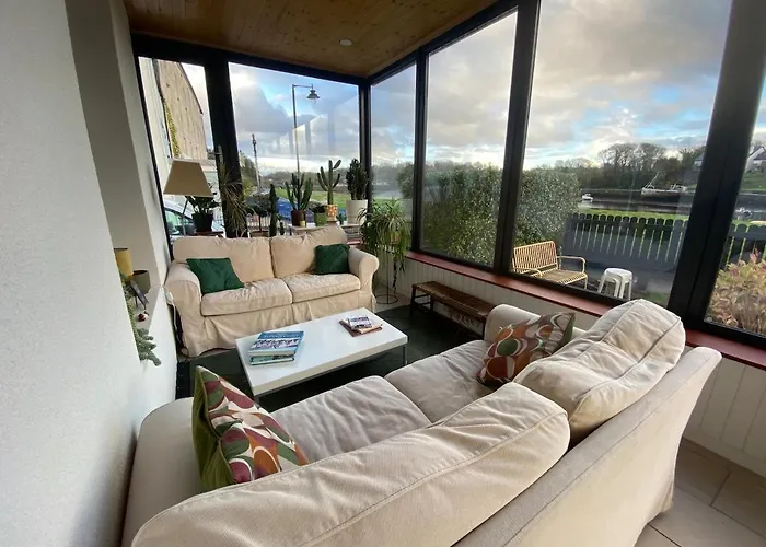 Unique On River For 8, Option For 10