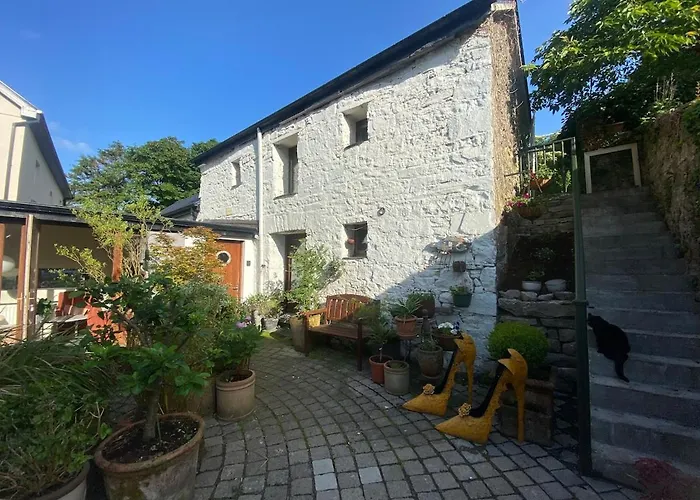 Unique On River For 8, Option For 10 Βίλα Newport (Mayo)