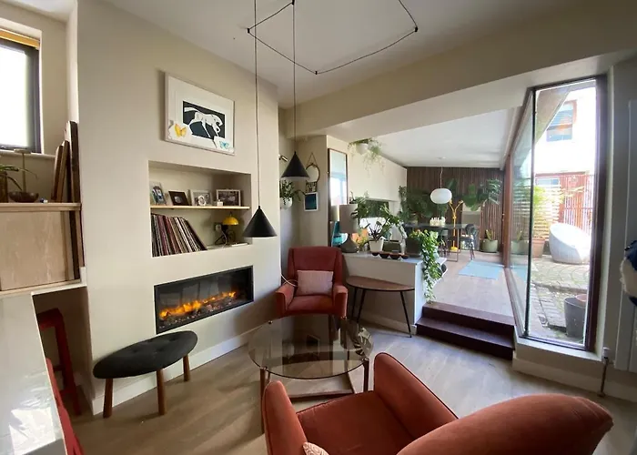 Unique On River For 8, Option For 10 Βίλα